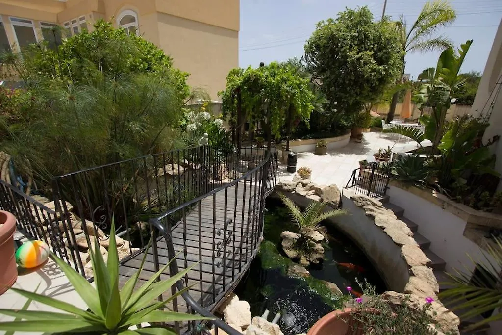 Colours - A Sweet Complex In A Fairytale Setting Villa Is-Swieqi Holiday home