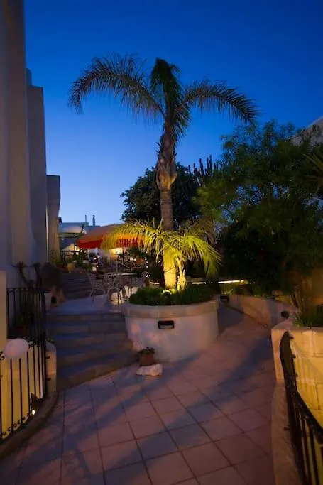 Colours - A Sweet Complex In A Fairytale Setting Villa Is-Swieqi