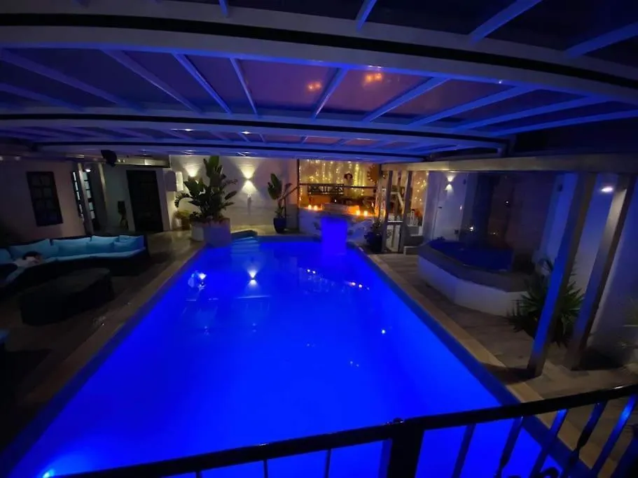 Colours - A Sweet Complex In A Fairytale Setting Villa Is-Swieqi